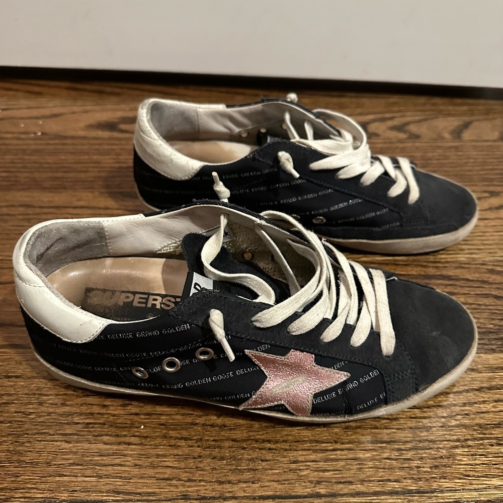 Golden Goose Superstar - Women’s Sneakers - Used